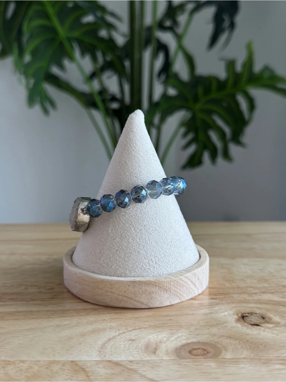 Blue Crystal Stretch Bracelet w/ White Druzy | Ryze Party